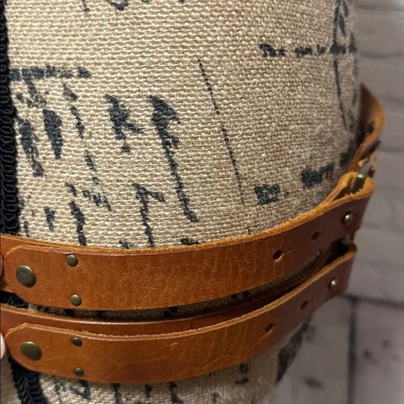 New Leather Candies Brown Double Buckle Belt L/XL - Picture 4 of 10